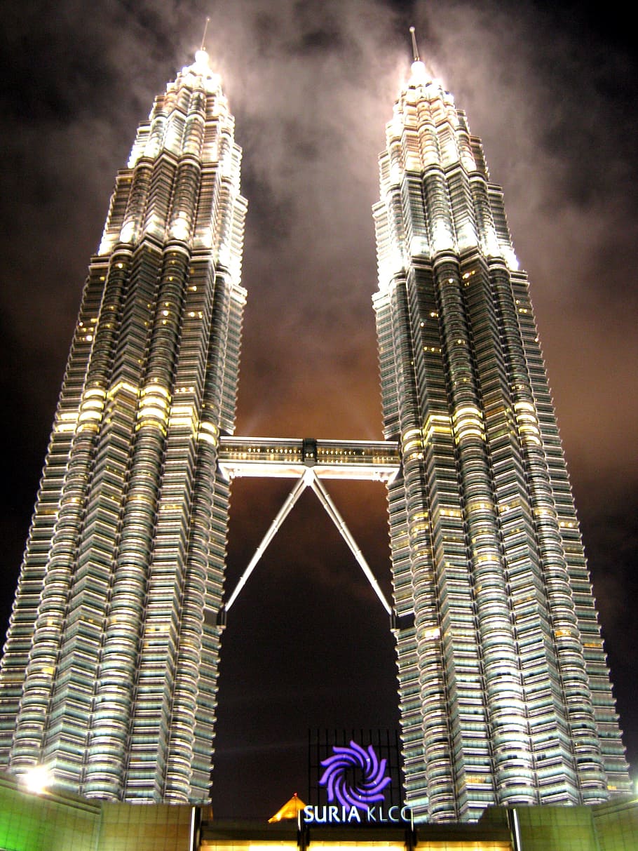 petronas-towers-twin-towers-malaysia-kuala-lumpur.jpg