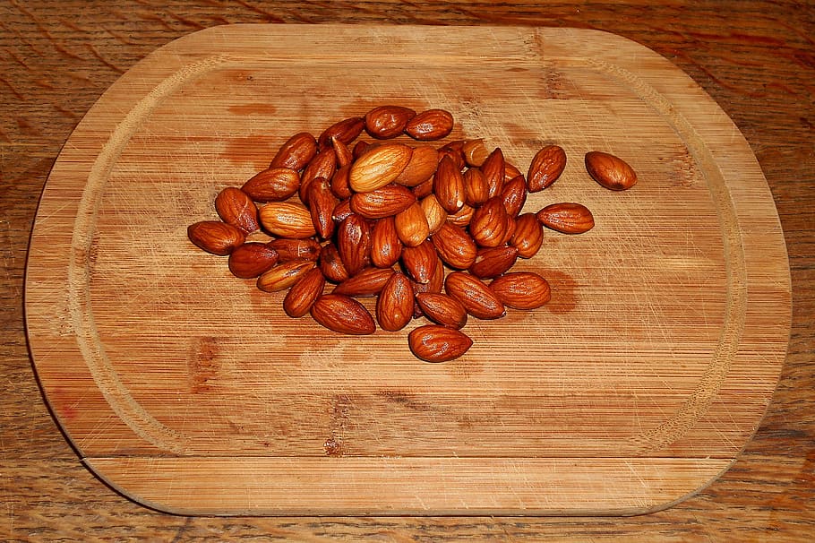 Almonds, Easter, Mazurkas, kitchen, burning, cake, food, eating HD wallpaper