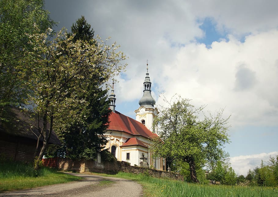 kytlice, church, spring, tree, sky, šluknovko, bohemia, landscape HD wallpaper
