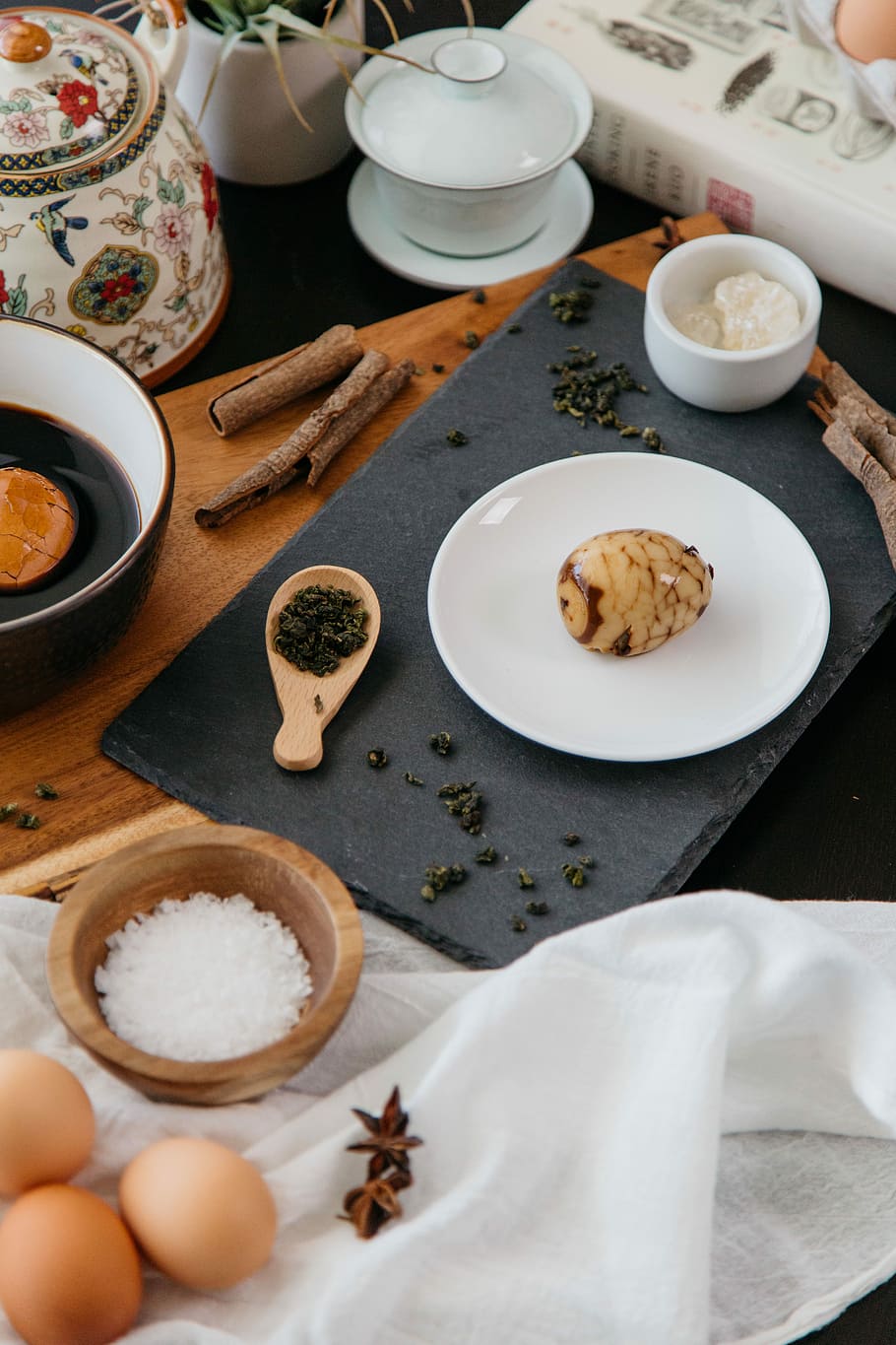 Peeled Chinese Tea Egg, white ceramic plate beside white ceramic bowl HD wallpaper