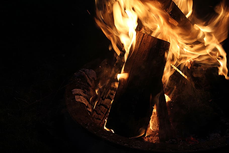 fire, flame, burn, wood fire, heat, burning, fire - natural phenomenon HD wallpaper