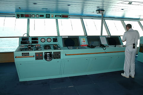 ship, command deck, captain, marine, ocean, navigation, bridge HD wallpaper
