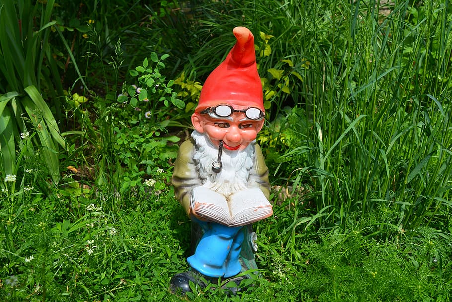 Dwarf, Garden, Gnome, Elf, Read, dwarf garden, pipe, grass HD wallpaper