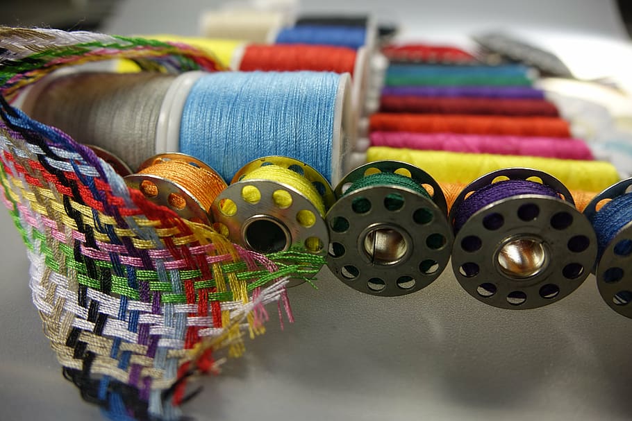 close-up photography of assorted-color threads, handarbeiten, HD wallpaper