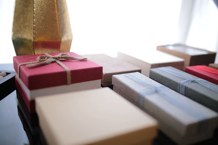 gift, red, love, box, box - container, indoors, still life HD wallpaper