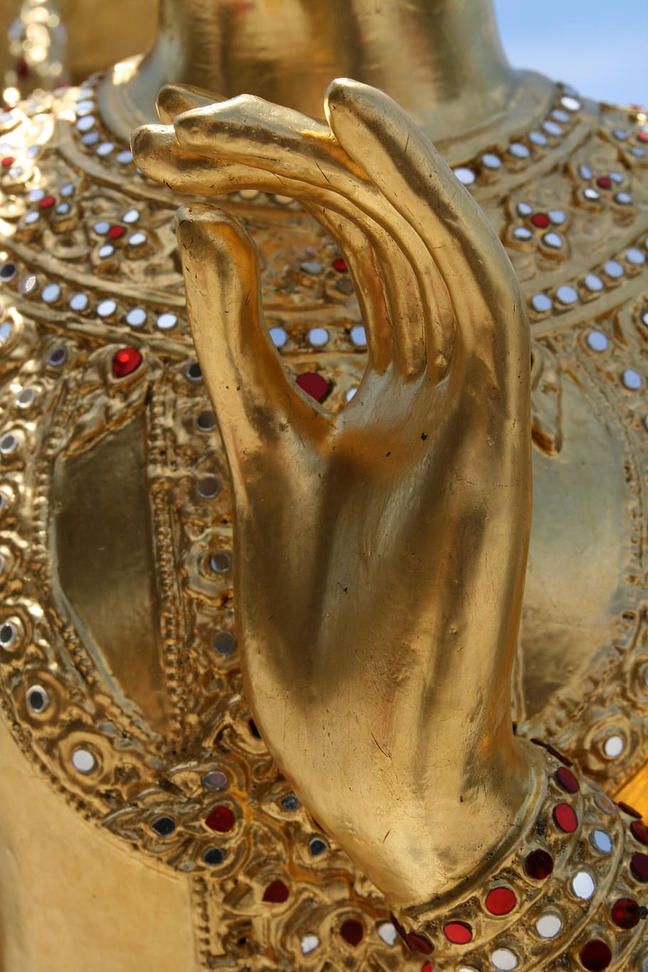 gold statue hand, thumb, pray, sculpture, buddhism, faith, religion HD wallpaper