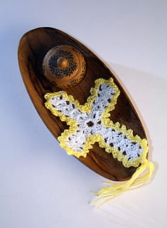 Cross, Bookmark, Crochet, handwork, white, yellow, wood, studio shot HD wallpaper
