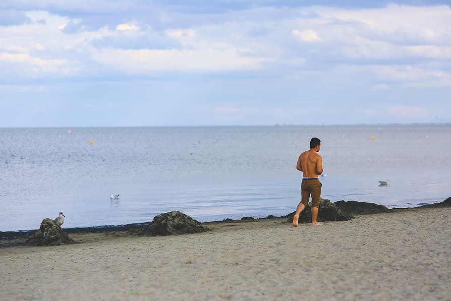man, boy, guy, people, human, walk, walking, sand, beach, sea HD wallpaper