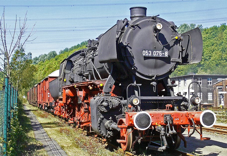 steam locomotive, museum, exhibit, outdoor area, exhibition, HD wallpaper