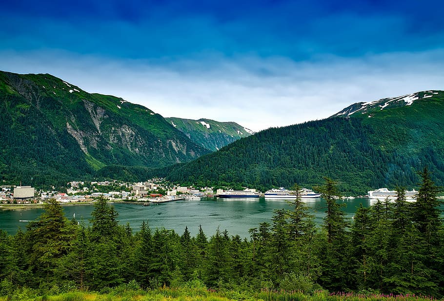 Mountain landscape and the town of Juneau in Alaska, photos, Stock Photos, HD wallpaper
