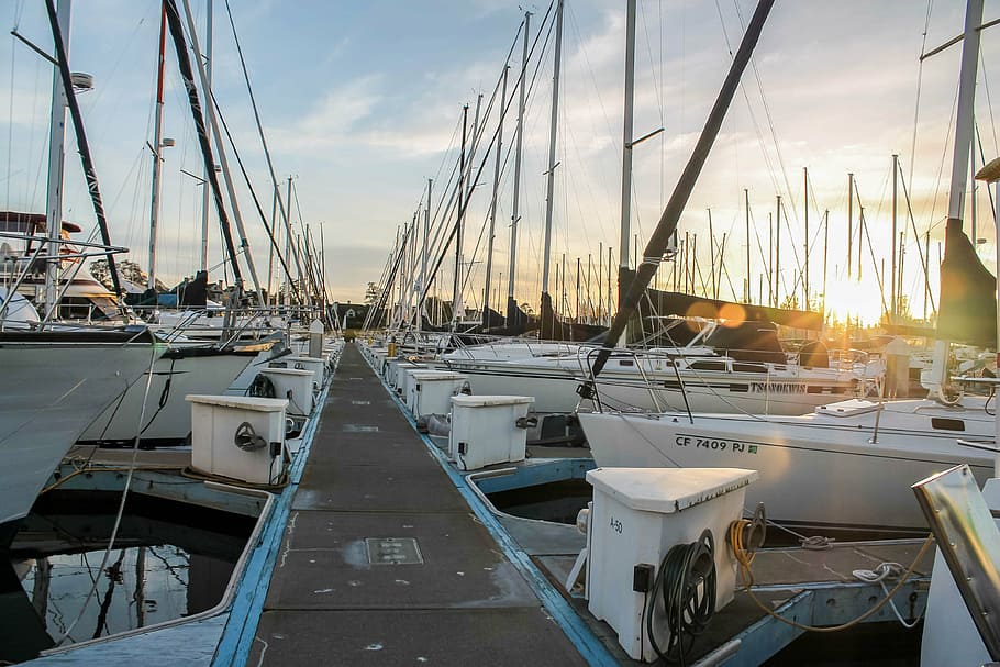 white yacht parked near the dock, yachts, sail, sea, water, boat, HD wallpaper