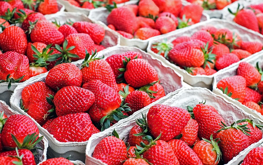 strawberries, fruit, red, sweet, fruits, market, healthy eating HD wallpaper