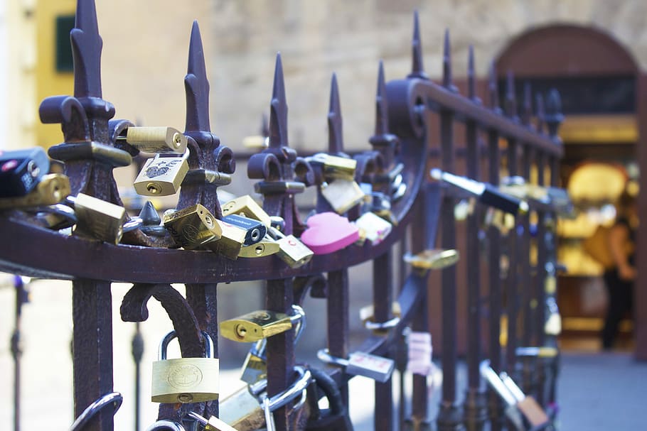Locks, Bridge, Love, Symbol, Metal, romance, fence, romantic HD wallpaper