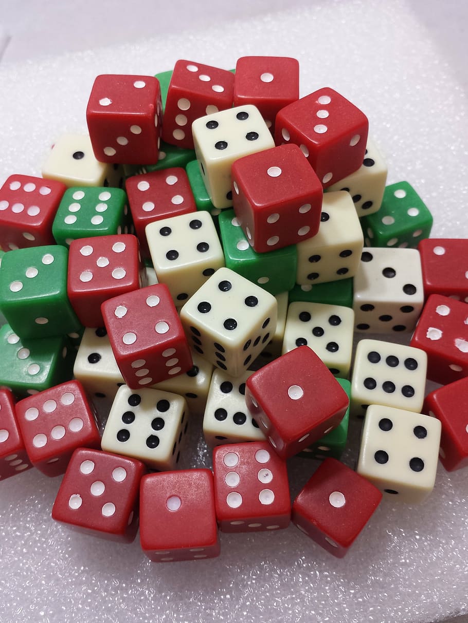die, dice, gambling, gamble, game, chance, luck, red, green HD wallpaper