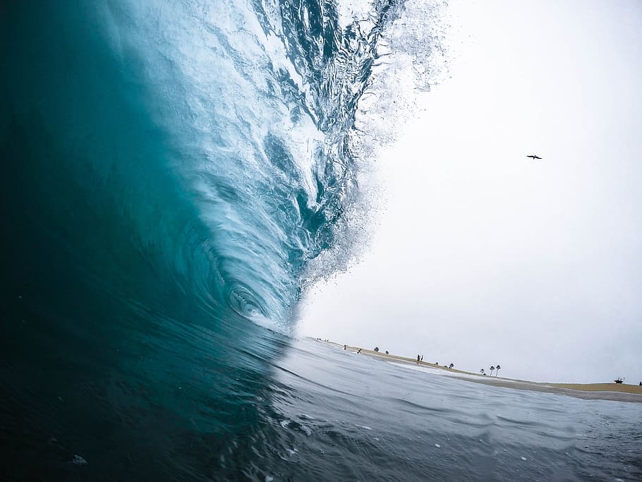 water waves under blue sky, half n half, wafe, ocean, barrel HD wallpaper