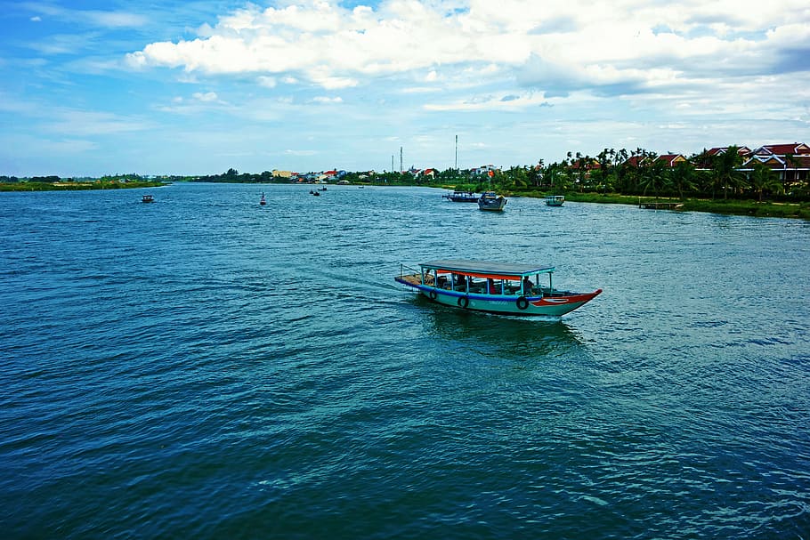 white and red boat sailing on large body of water, vietnam, lonely, HD wallpaper