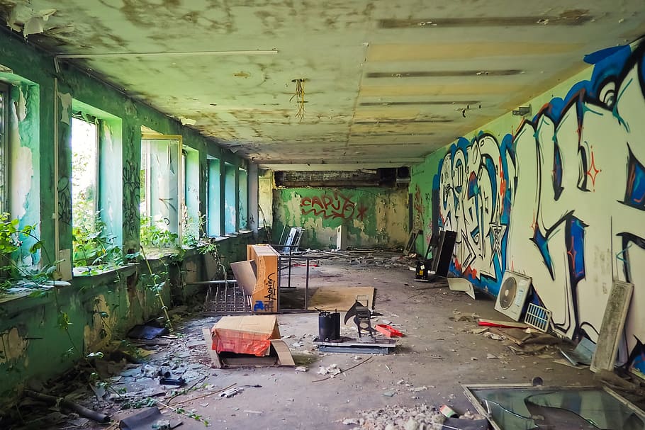 scrap inside abandoned building, lost places, pforphoto, leave, HD wallpaper