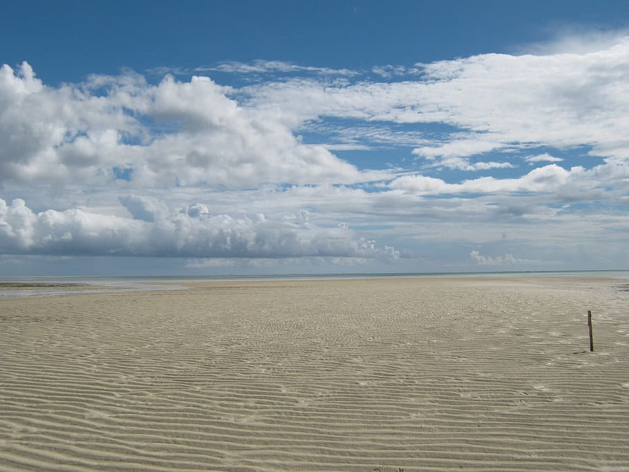 sand under cloudy day, beach, summer, sea, blue, hot, waves, zanzibar, HD wallpaper