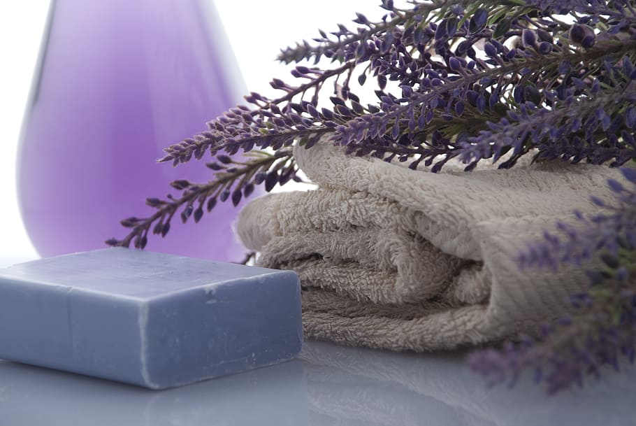 shallow focus photography of purple soap bar beside gray textile, HD wallpaper