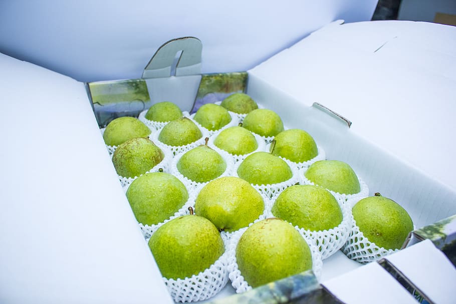 pear, fu pears, gift box, ball, no people, indoors, green color HD wallpaper