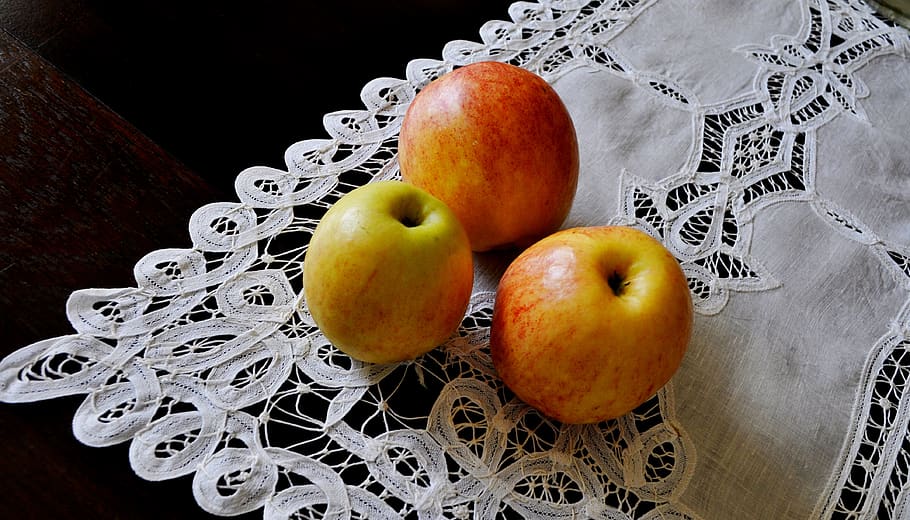 apples, tablecloth, pattern, fruit, vitamins, healthy eating HD wallpaper