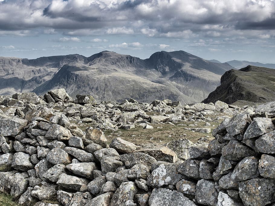 stone fragments on mountain, scafell pike, lake district, great gable, HD wallpaper