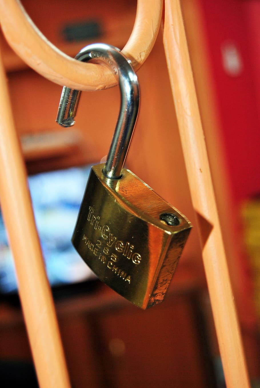 padlock, security, protection, metal, hanging, close-up, focus on foreground HD wallpaper