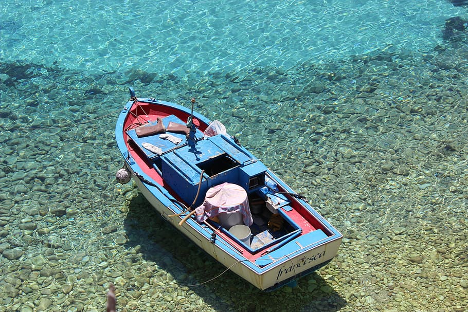 blue and white sailing boat in body of water, looking down HD wallpaper