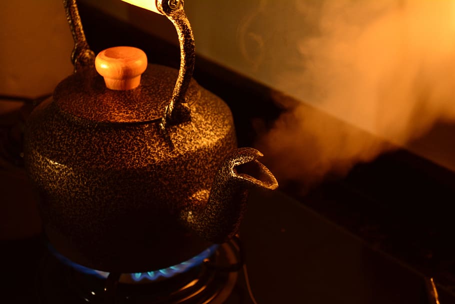 teapot, coffee, smoke, close-up, no people, indoors, focus on foreground HD wallpaper