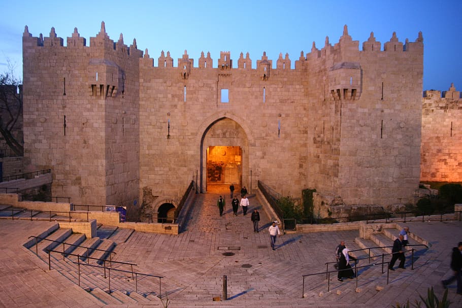 crowd of people outside castle during golden hour, gate of damascus, HD wallpaper