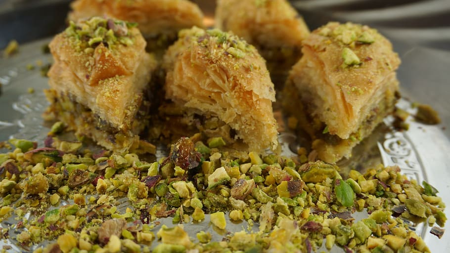 pistachio baklava, oriental kitchen, sweet pastries, food, food and drink