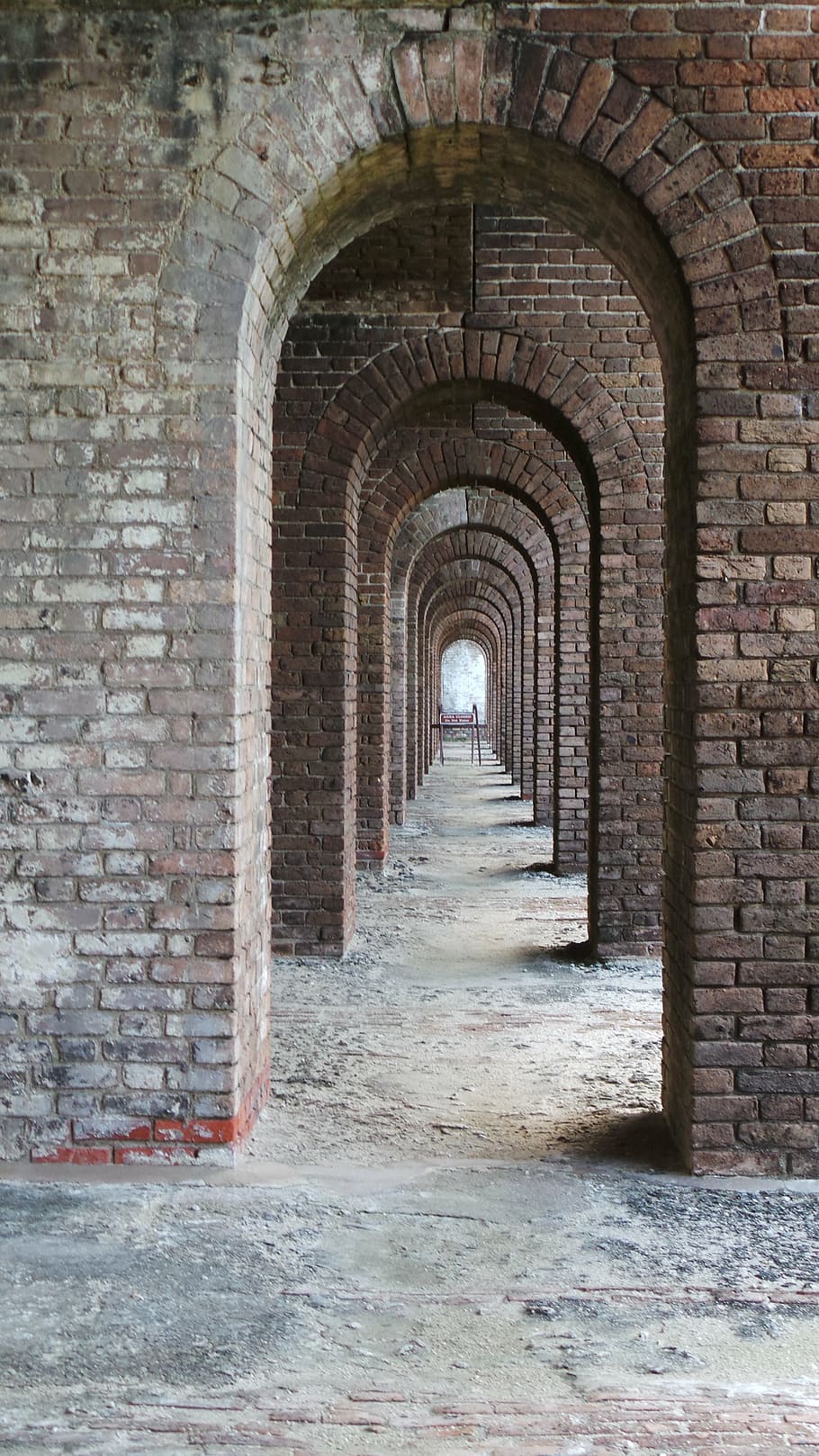 fort, tunnel, bricks, old, ancient, fortress, history, stone HD wallpaper