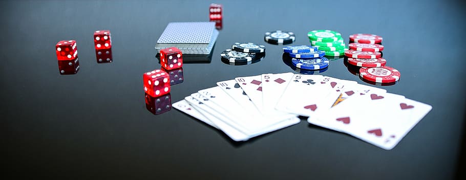 poker game play gambling