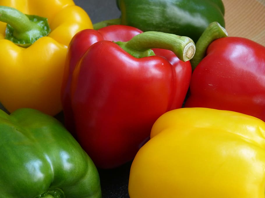 macro, close, paprika, vegetables, yellow, macro photography HD wallpaper
