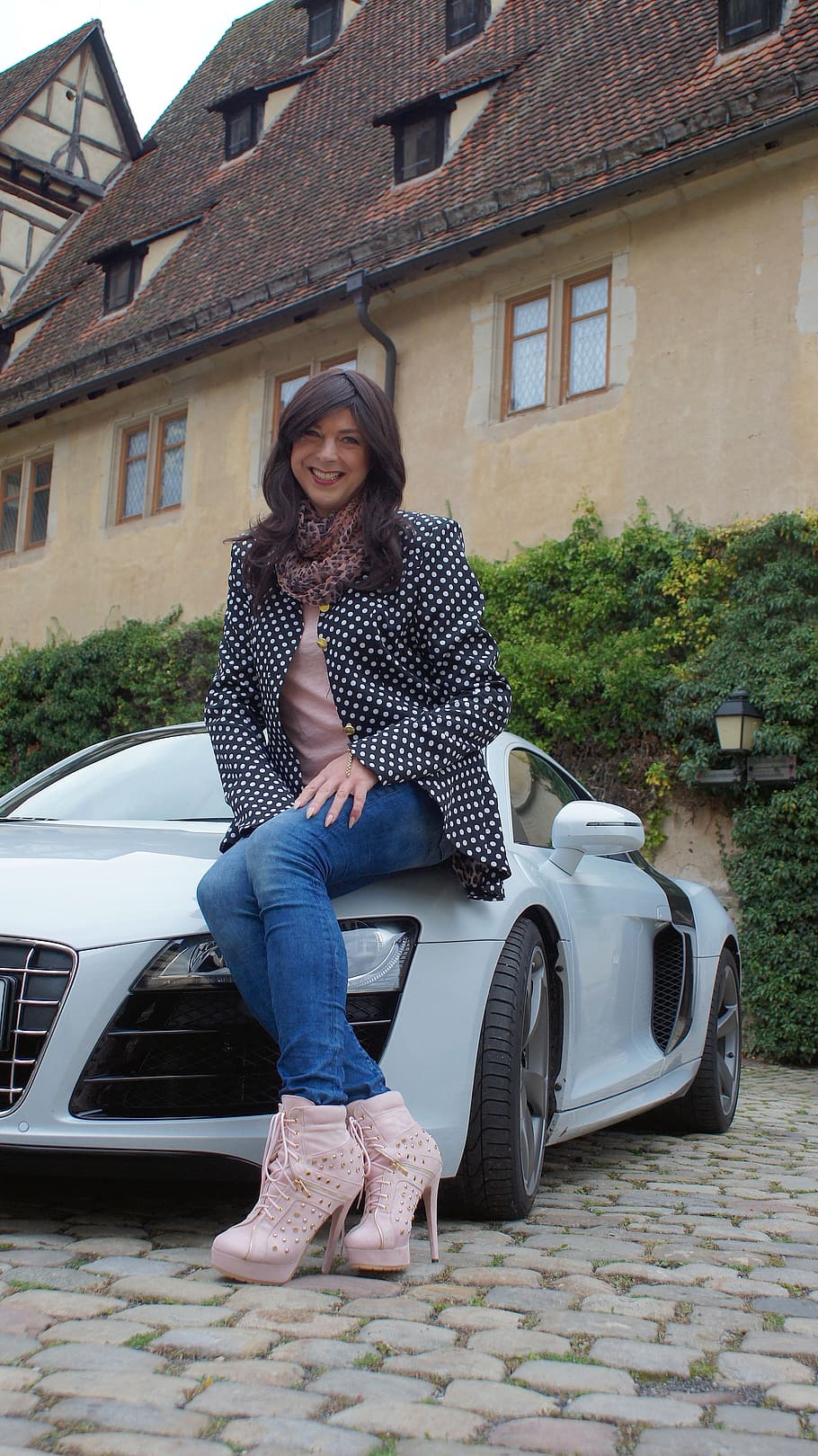 woman sitting on white Audi R8's hood near building, Beautiful HD wallpaper