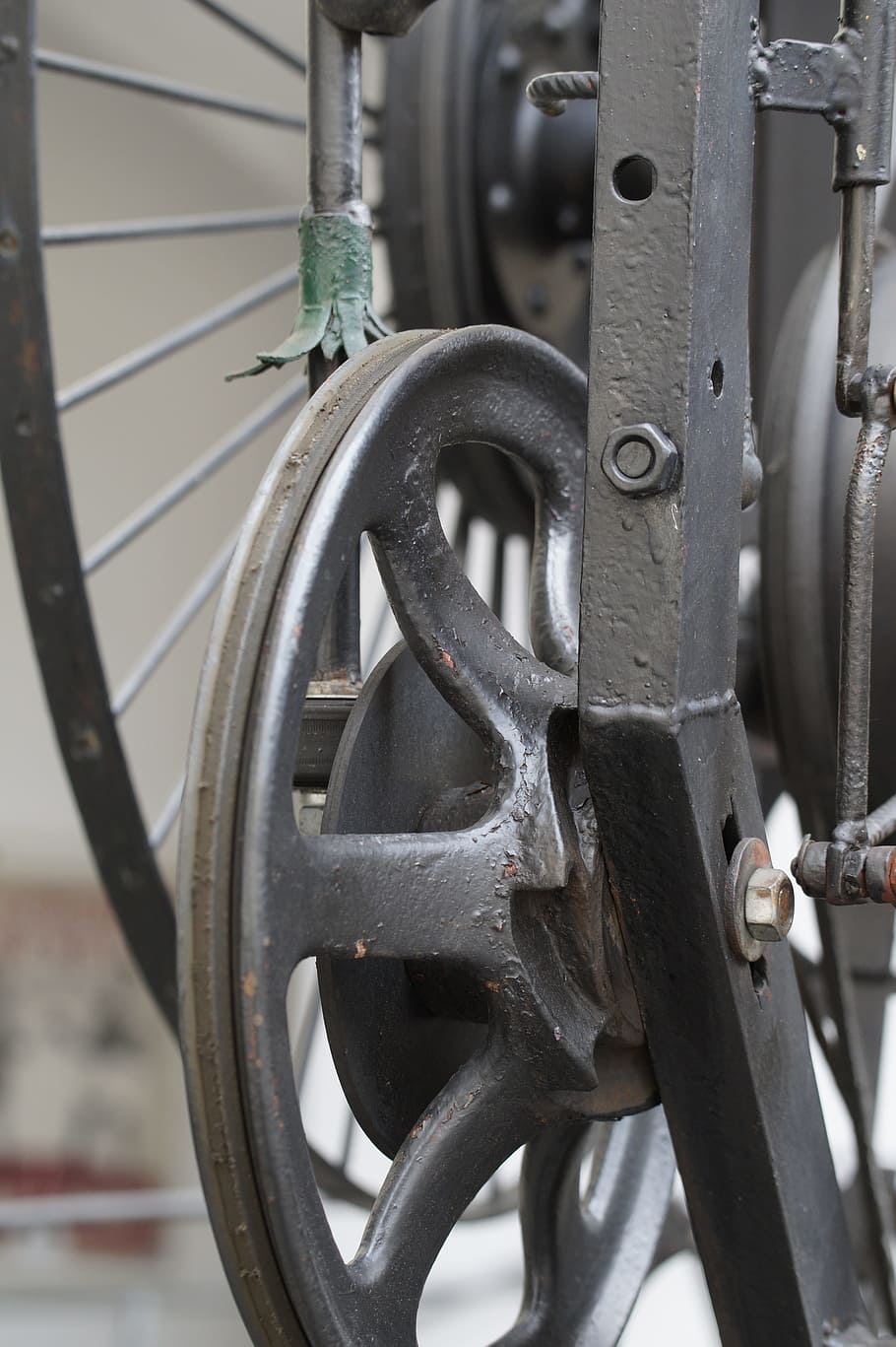 Wheels, Machine, Installation, Art, assembled, metal, turn HD wallpaper