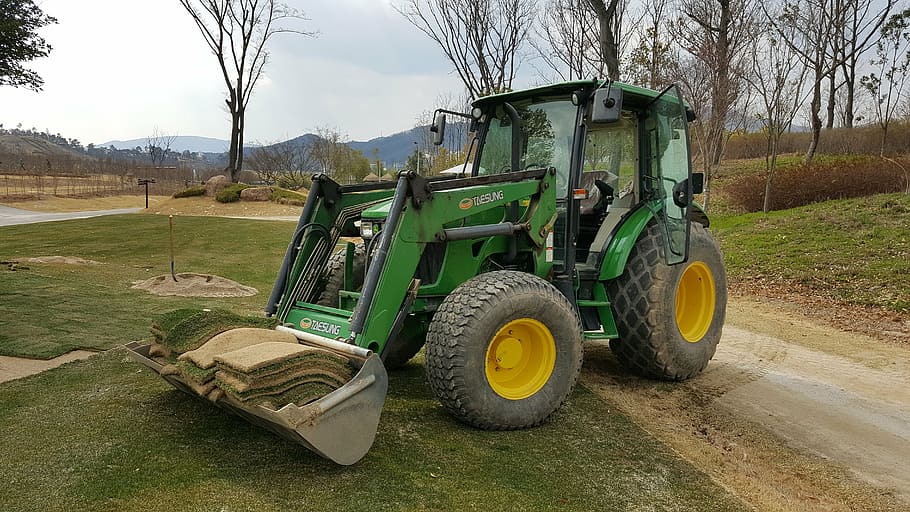 tractor, tractors, machine, building, grass, lawn, corporation HD wallpaper