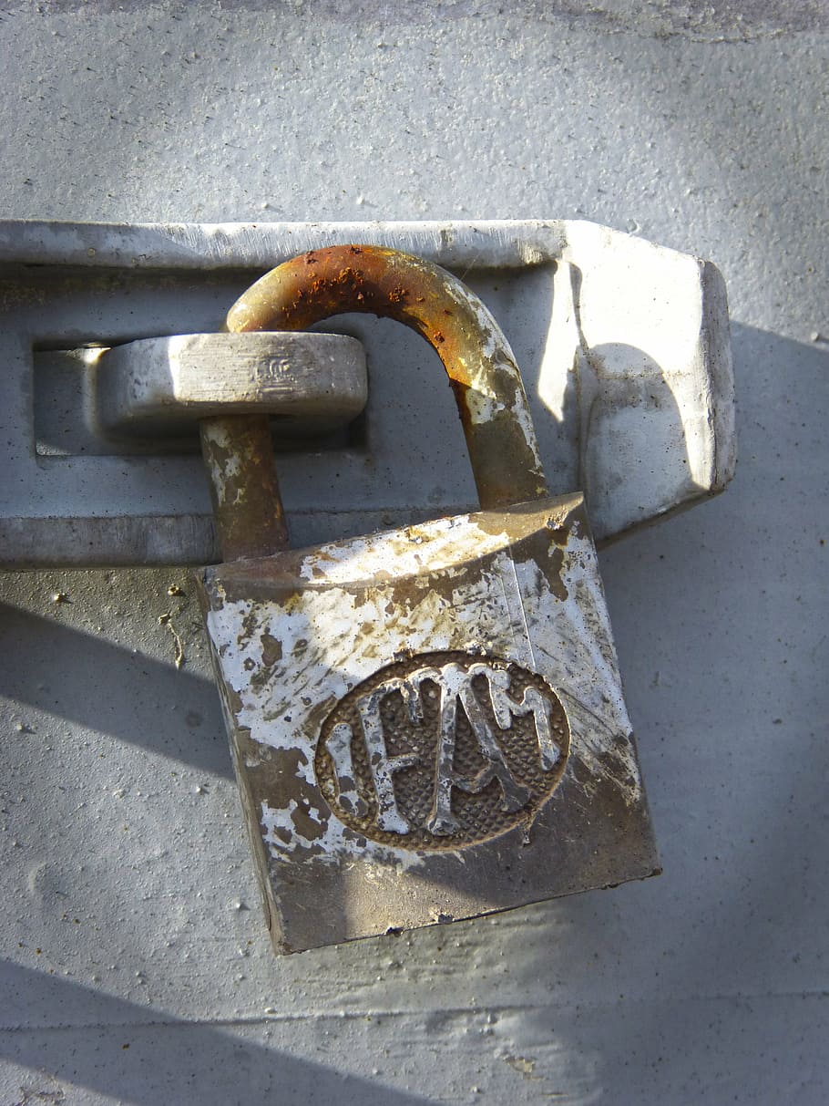 padlock, closed, forbidden, rusty, old, symbol, security, safety HD wallpaper
