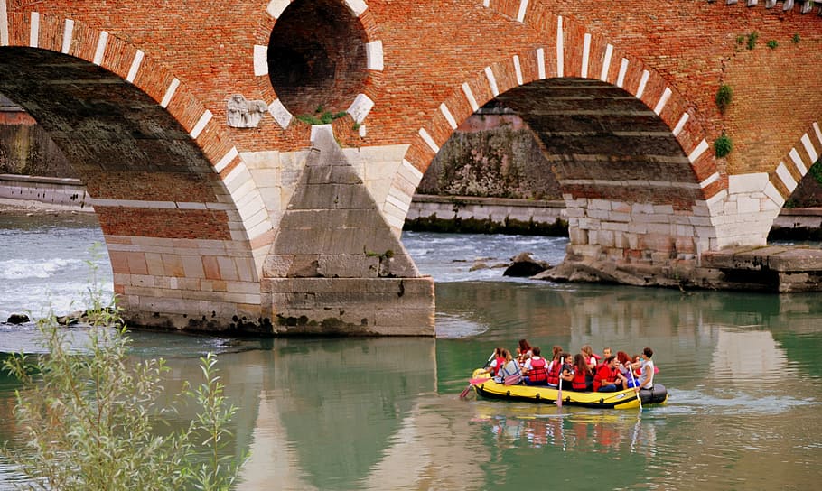 inflatable, row, stone bridge, verona, adige, river, monument HD wallpaper