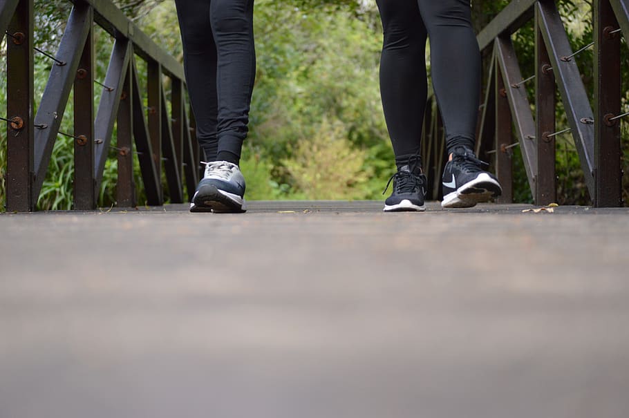 bridge, nike, shoes, low section, human leg, human body part HD wallpaper
