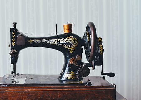 black and yellow metal sewing machine, black and yellow hand crank table-top sewing machine HD wallpaper