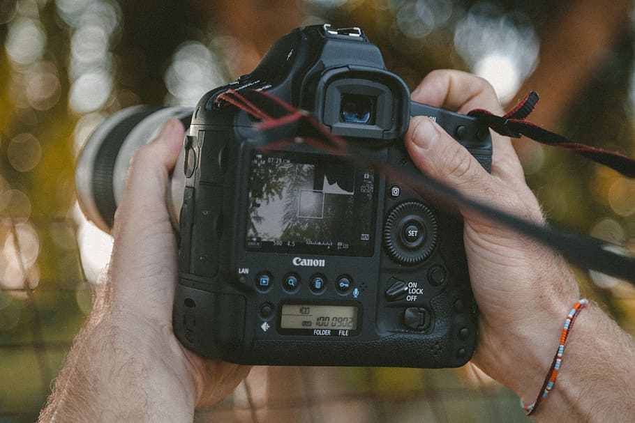 camera, dslr, lens, black, photography, strap, blur, bokeh HD wallpaper