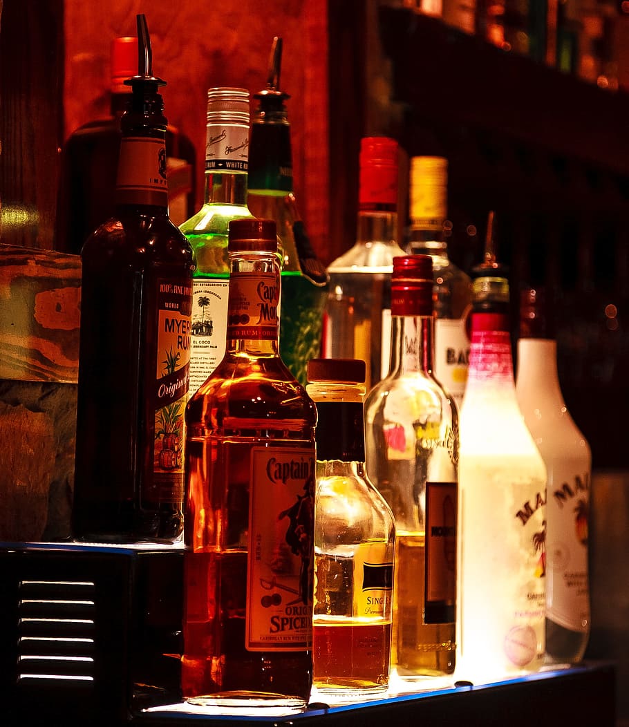 bar, liquor, bottles, whiskey, alcohol, drink, beverage, pub, HD wallpaper