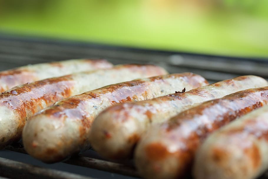 closeup photo of six cooked sausages, Grill, Bratwurst, grill sausages, HD wallpaper