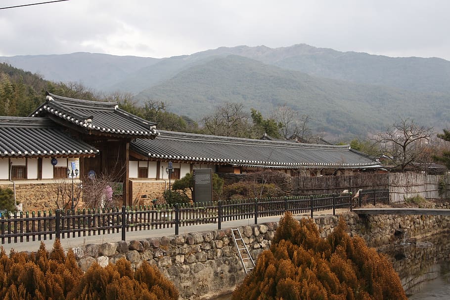 unjoru, eaves, hanok, expensive, kure, mountain, japan, asia HD wallpaper
