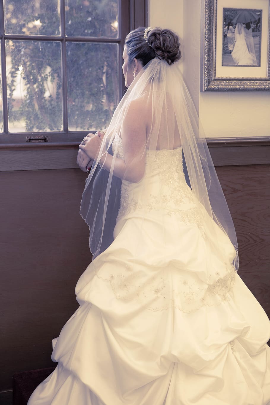 bride, thinking, the big day, nervous, dress, style, marriage HD wallpaper