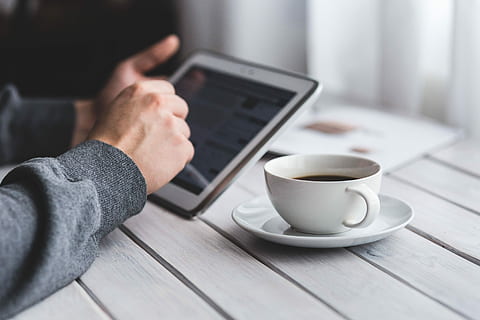 Man using a tablet, technology, work, hands, business, smartphone HD wallpaper