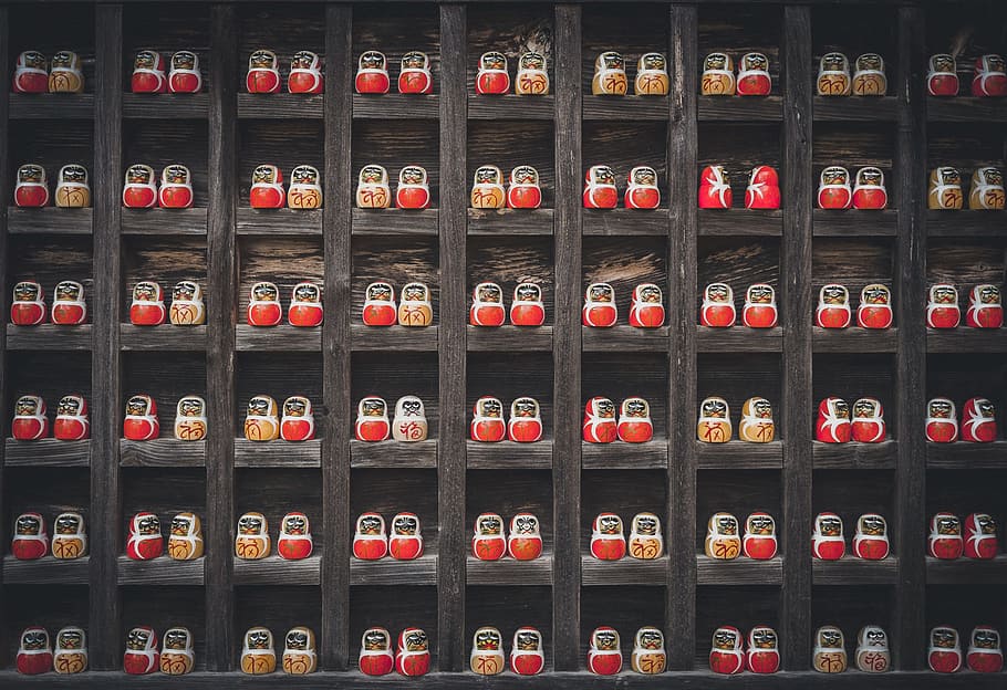matryoshka doll lot on shelf, shoes on racks, Osaka, pattern HD wallpaper