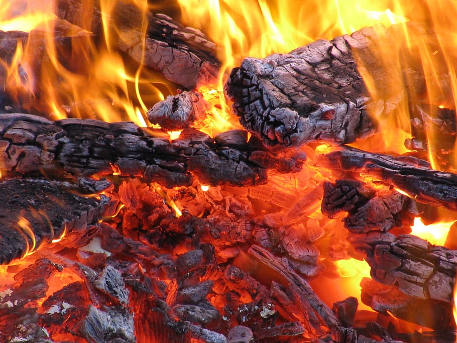 campfire, burning, flame, hot, fire - natural phenomenon, heat - temperature HD wallpaper