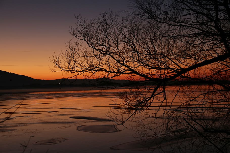 lake, winter, evening, sunset, ice, cold, water, mountains HD wallpaper
